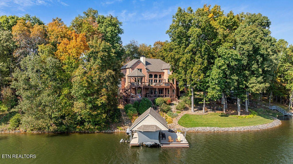 Loudon, Tennessee, 37774, United States, 4 Bedrooms Bedrooms, ,4.5 BathroomsBathrooms,Residential,Forsale,1973605