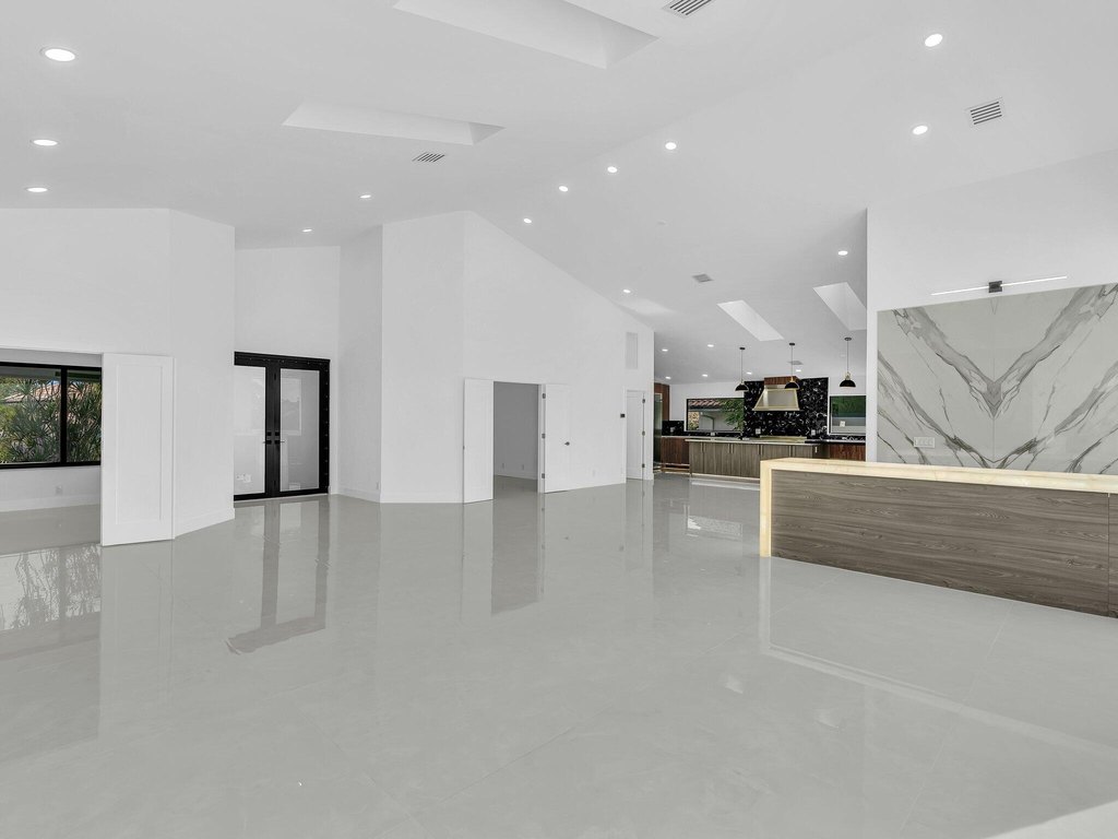 Boca Raton, Florida, 33433, United States, 5 Bedrooms Bedrooms, ,3.5 BathroomsBathrooms,Residential,Forsale,2009931