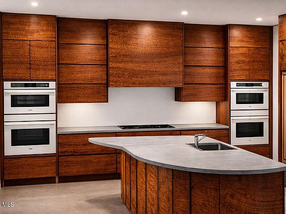 Guilderland, New York, 12186, United States, 5 Bedrooms Bedrooms, ,5.5 BathroomsBathrooms,Residential,Forsale,2014484