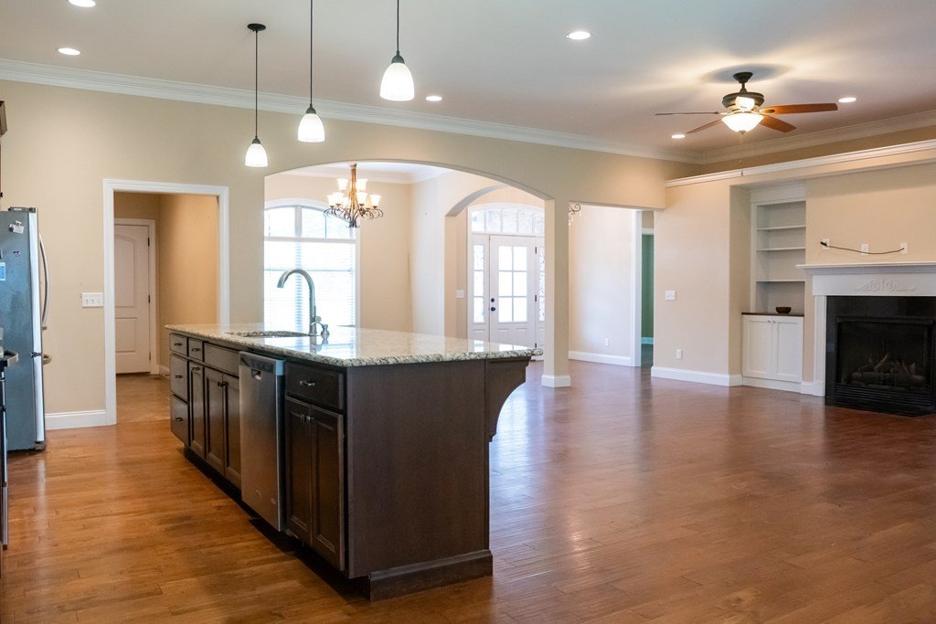 COOKEVILLE, Tennessee, 38506, United States, 3 Bedrooms Bedrooms, ,2 BathroomsBathrooms,Residential,Forsale,1929818