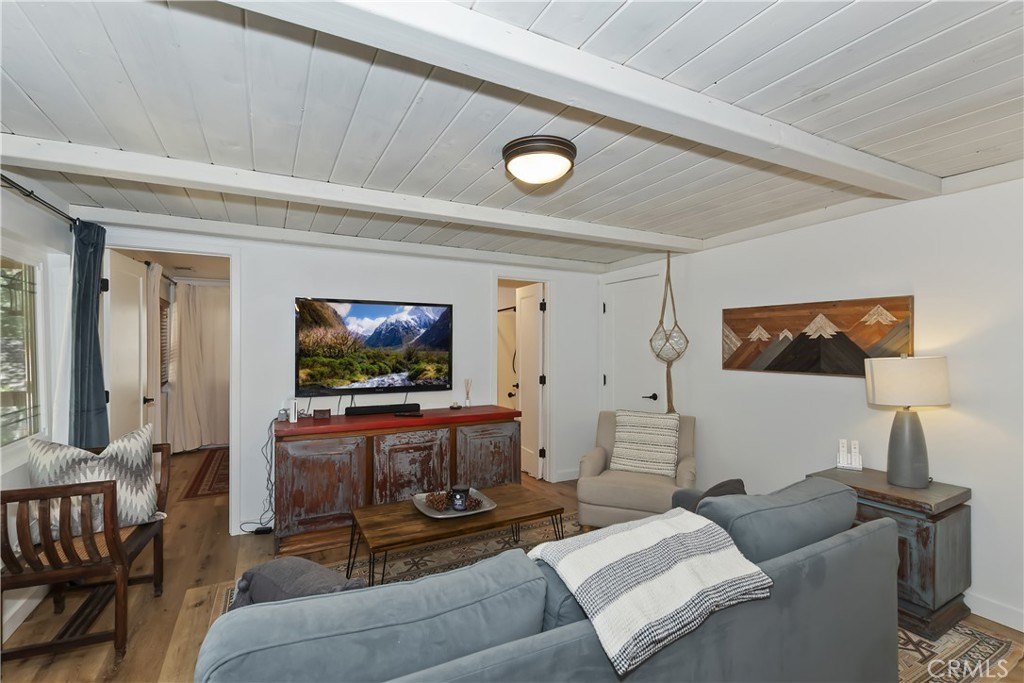 Lake Arrowhead, California, 92352, United States, 4 Bedrooms Bedrooms, ,2 BathroomsBathrooms,Residential,Forsale,1934027