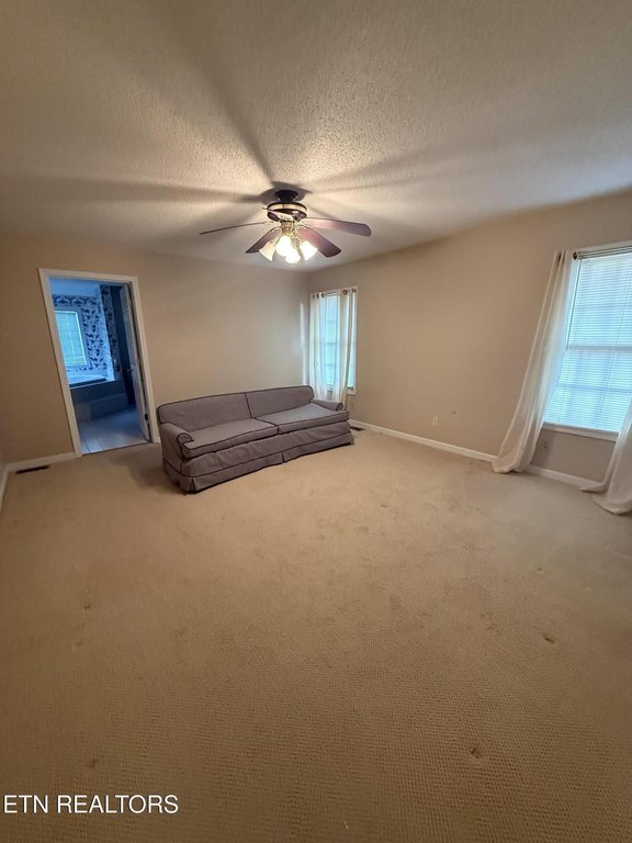 Alcoa, Tennessee, 37701, United States, 3 Bedrooms Bedrooms, ,2.5 BathroomsBathrooms,Residential,Forsale,1973607