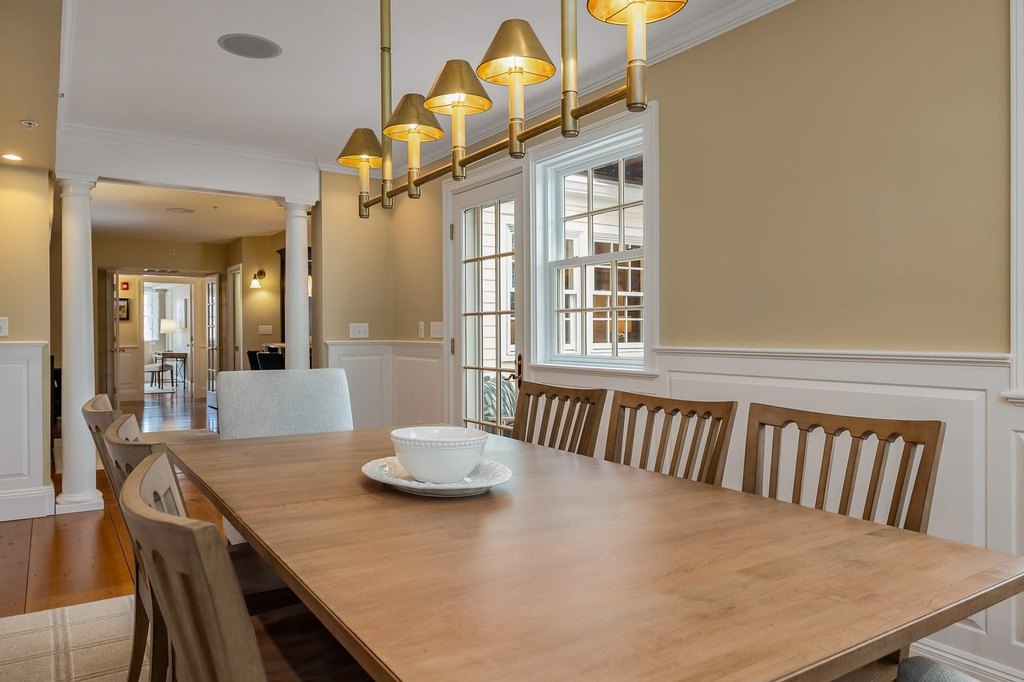 Portsmouth, New Hampshire, 03801, United States, 8 Bedrooms Bedrooms, ,8.5 BathroomsBathrooms,Residential,Forsale,2002395