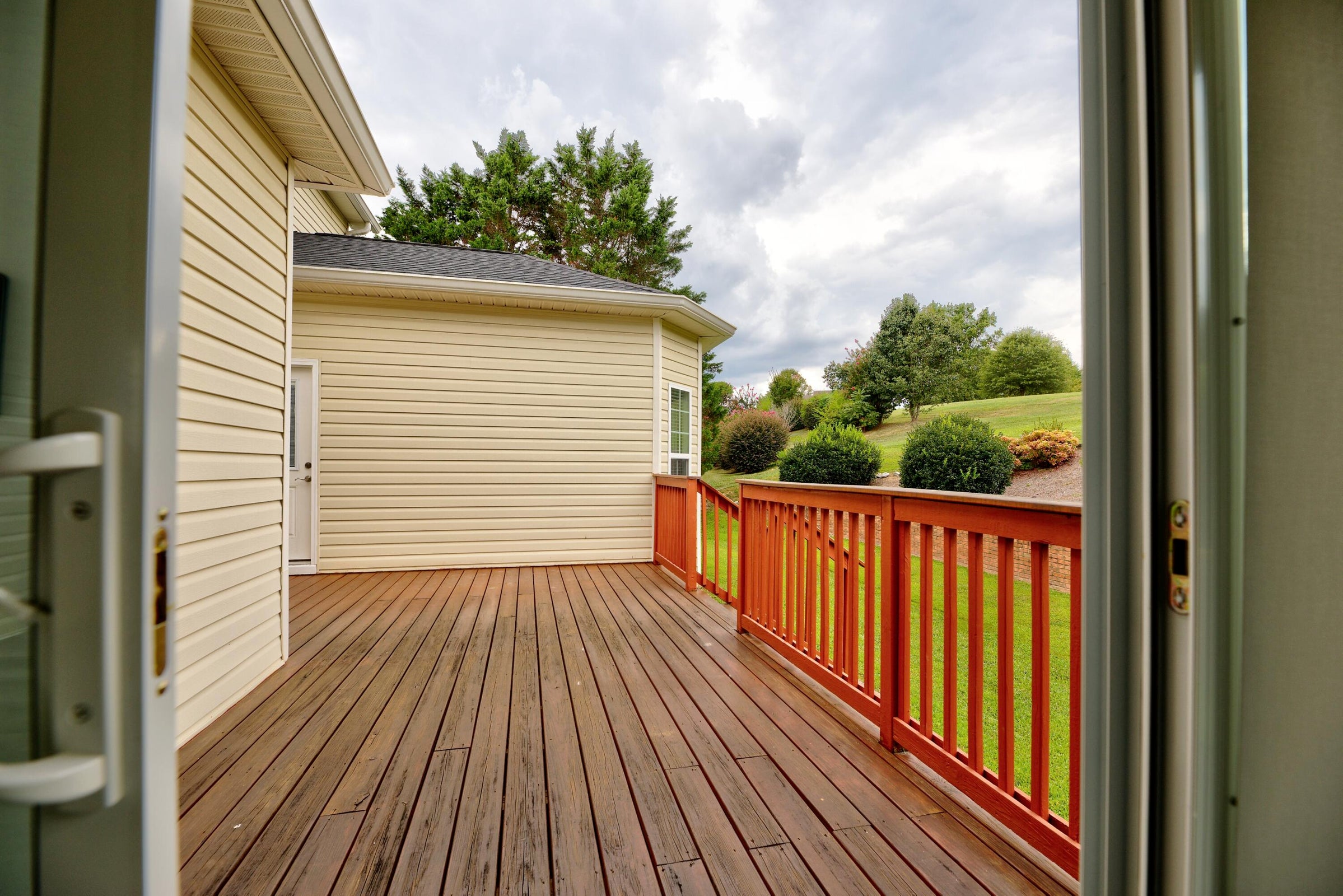 Ringgold, Georgia, 30736, United States, 3 Bedrooms Bedrooms, ,2 BathroomsBathrooms,Residential,Forsale,1995314