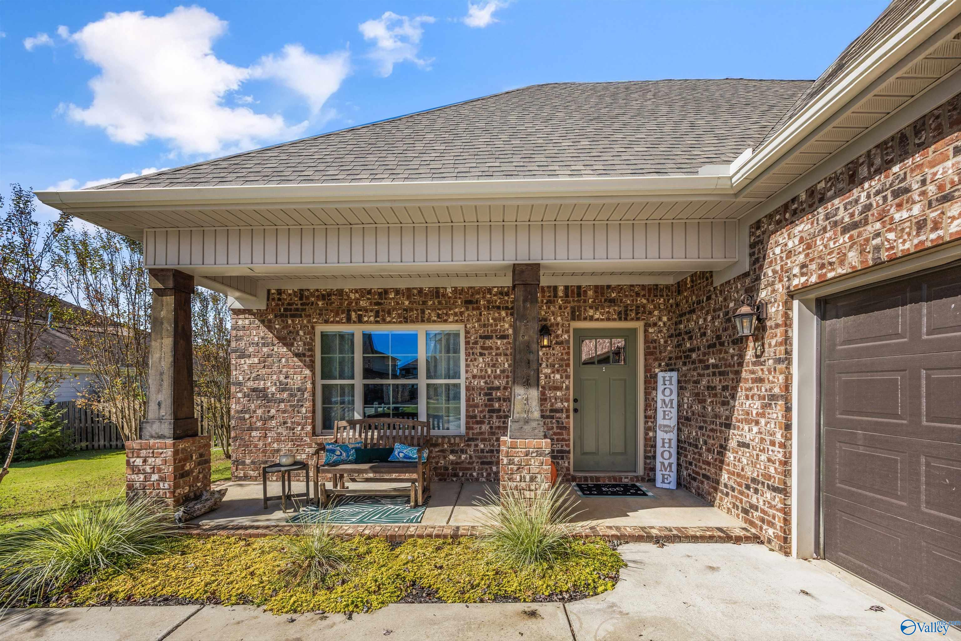 Gurley, Alabama, 35748, United States, 4 Bedrooms Bedrooms, ,2.5 BathroomsBathrooms,Residential,Forsale,2007710