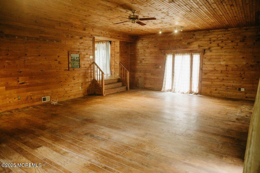 Jackson, New Jersey, 08527, United States, 4 Bedrooms Bedrooms, ,2 BathroomsBathrooms,Residential,Forsale,2008382