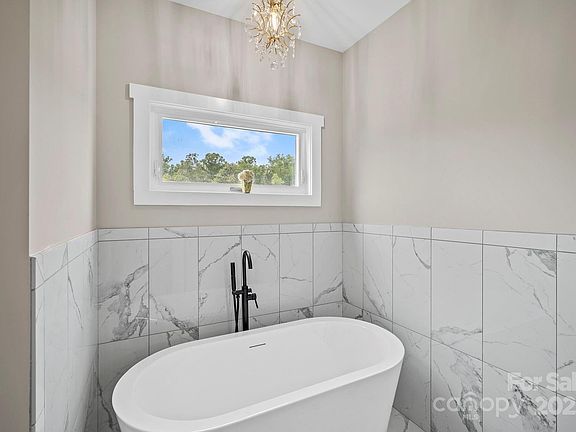 Asheville, North Carolina, 28806, United States, 3 Bedrooms Bedrooms, ,2 BathroomsBathrooms,Residential,Forsale,1986000