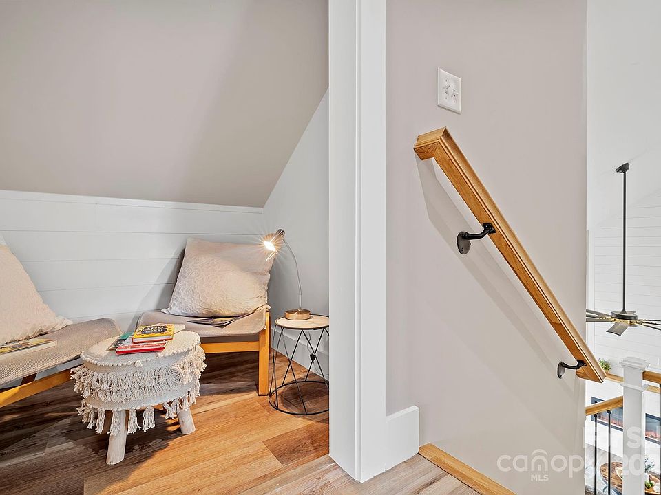 Asheville, North Carolina, 28806, United States, 3 Bedrooms Bedrooms, ,2 BathroomsBathrooms,Residential,Forsale,1986000