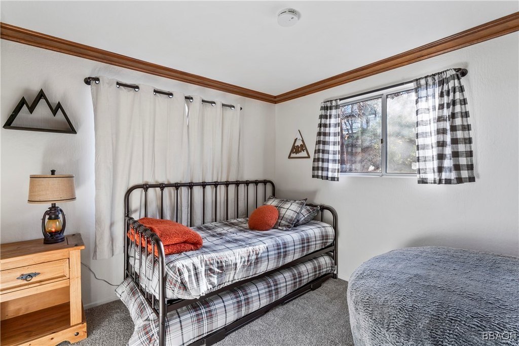 Lake Arrowhead, California, 92352, United States, 4 Bedrooms Bedrooms, ,3 BathroomsBathrooms,Residential,Forsale,1934022