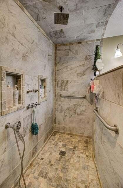 Newport, Tennessee, 37821, United States, 4 Bedrooms Bedrooms, ,3.5 BathroomsBathrooms,Residential,Forsale,1988741