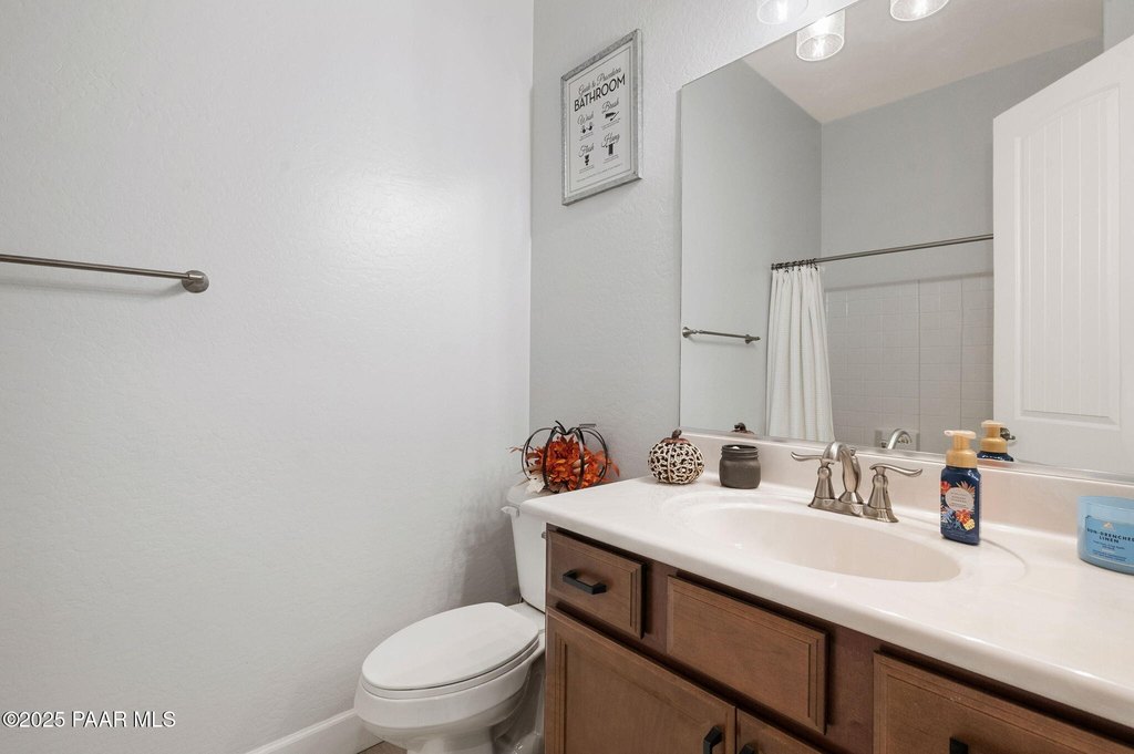 Prescott Valley, Arizona, 86315, United States, 3 Bedrooms Bedrooms, ,4 BathroomsBathrooms,Residential,Forsale,2011290