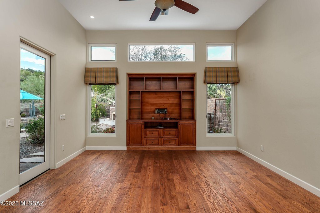 Tucson, Arizona, 85750, United States, 4 Bedrooms Bedrooms, ,3.5 BathroomsBathrooms,Residential,Forsale,2004436