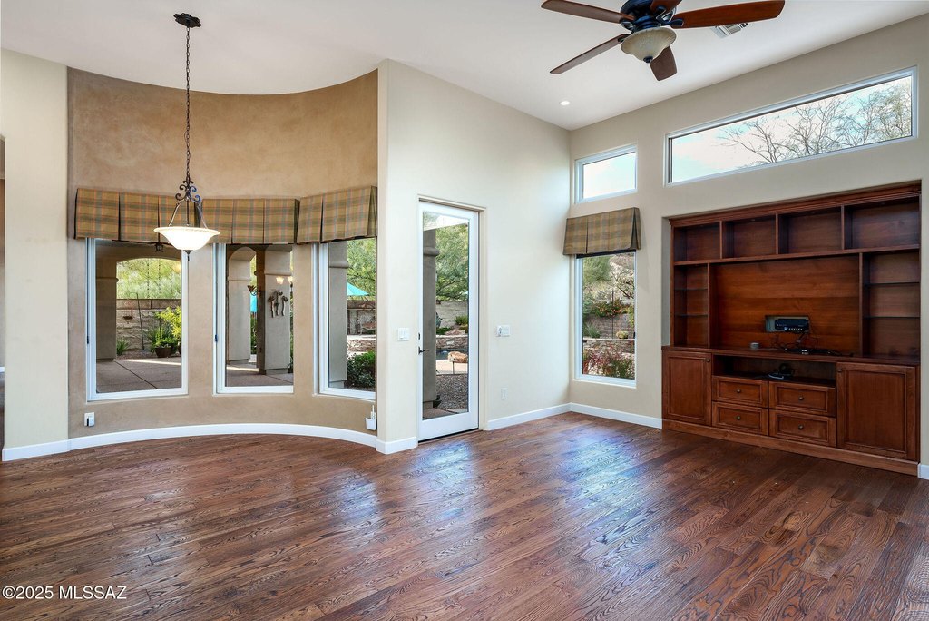 Tucson, Arizona, 85750, United States, 4 Bedrooms Bedrooms, ,3.5 BathroomsBathrooms,Residential,Forsale,2004436