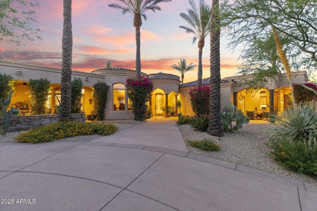 Scottsdale, Arizona, 85260, United States, 6 Bedrooms Bedrooms, ,6.5 BathroomsBathrooms,Residential,Forsale,2014277