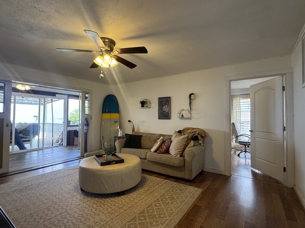 Kailua-Kona, Hawaii, 96740, United States, 5 Bedrooms Bedrooms, ,3 BathroomsBathrooms,Residential,Forsale,2004380