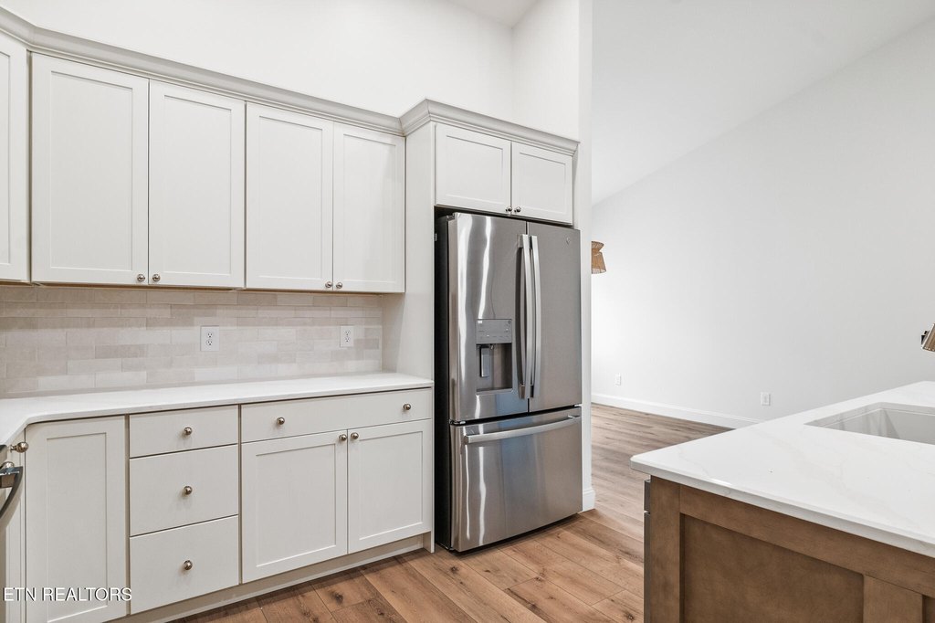 Clinton, Tennessee, 37716, United States, 3 Bedrooms Bedrooms, ,3 BathroomsBathrooms,Residential,Forsale,1999454