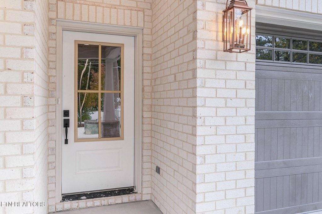 Clinton, Tennessee, 37716, United States, 3 Bedrooms Bedrooms, ,2 BathroomsBathrooms,Residential,Forsale,2012721