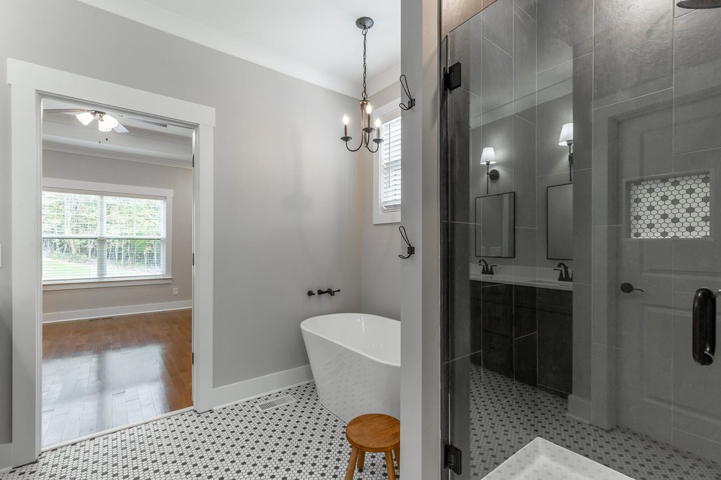 Harrison, Tennessee, 37341, United States, 3 Bedrooms Bedrooms, ,2.5 BathroomsBathrooms,Residential,Forsale,1995326