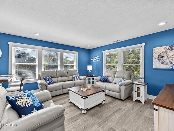 Corolla, North Carolina, 27927, United States, 3 Bedrooms Bedrooms, ,2 BathroomsBathrooms,Residential,Forsale,1993779