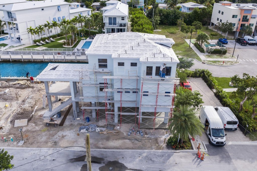 MARATHON, Florida, 33050, United States, 4 Bedrooms Bedrooms, ,4.5 BathroomsBathrooms,Residential,Forsale,1964527