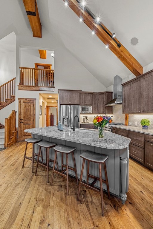 Donnelly, Idaho, 83615, United States, 4 Bedrooms Bedrooms, ,4 BathroomsBathrooms,Residential,Forsale,1996709