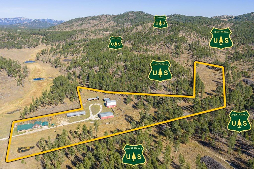 Custer, South Dakota, 57730, United States, 4 Bedrooms Bedrooms, ,2 BathroomsBathrooms,Residential,Forsale,1990710