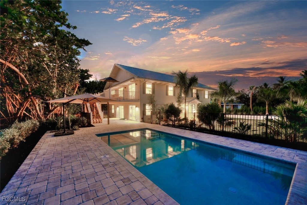 Sanibel, Florida, 33957, United States, 3 Bedrooms Bedrooms, ,2 BathroomsBathrooms,Residential,Forsale,1998639