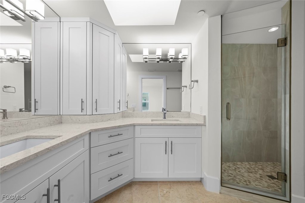 Sanibel, Florida, 33957, United States, 3 Bedrooms Bedrooms, ,3.5 BathroomsBathrooms,Residential,Forsale,1998640