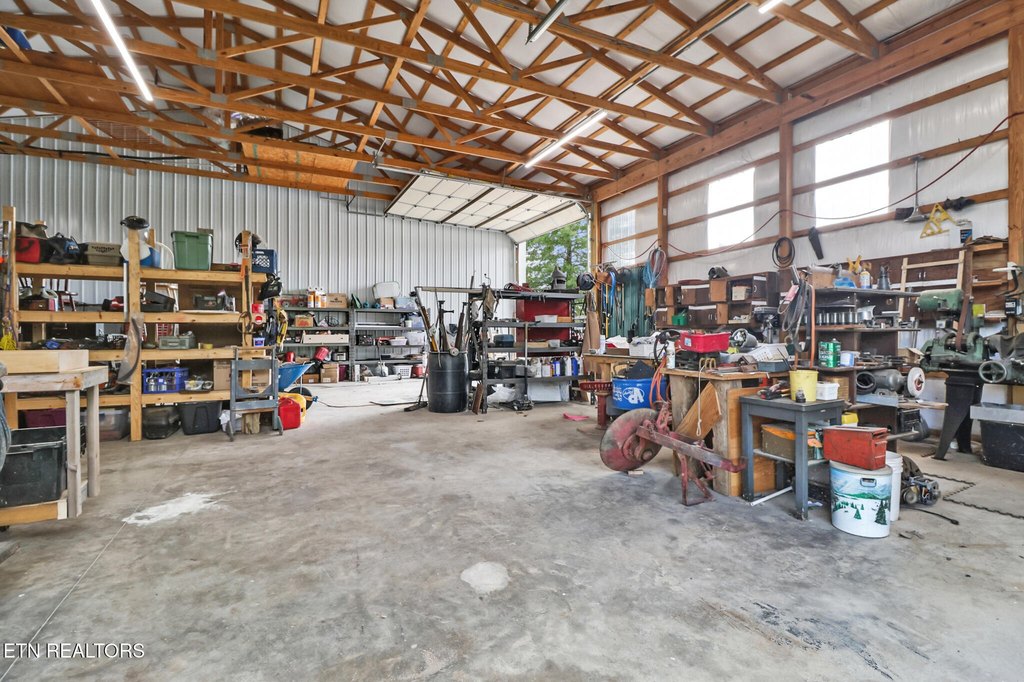 Crossville, Tennessee, 38571, United States, 3 Bedrooms Bedrooms, ,2.5 BathroomsBathrooms,Residential,Forsale,1907865