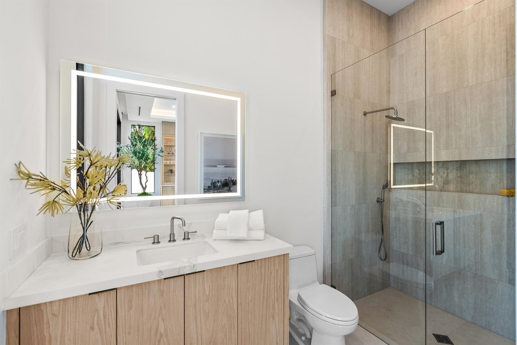 Delray Beach, Florida, 33483, United States, 5 Bedrooms Bedrooms, ,6.5 BathroomsBathrooms,Residential,Forsale,1905163