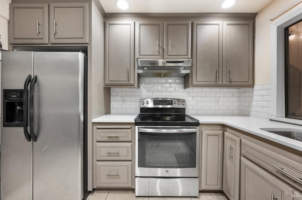 Santa Rosa, California, 95405, United States, 4 Bedrooms Bedrooms, ,2.5 BathroomsBathrooms,Residential,Forsale,2004741