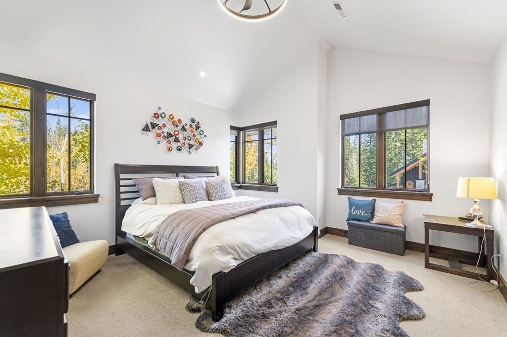 Donnelly, Idaho, 83615, United States, 3 Bedrooms Bedrooms, ,4 BathroomsBathrooms,Residential,Forsale,1996721