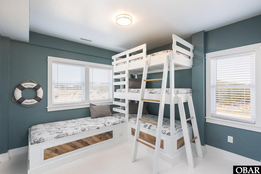 Corolla, North Carolina, 27927, United States, 9 Bedrooms Bedrooms, ,9.5 BathroomsBathrooms,Residential,Forsale,2004888