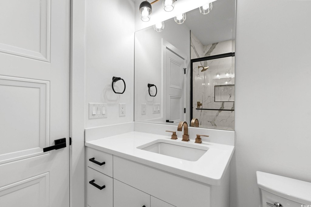 Myrtle Beach, South Carolina, 29577, United States, 5 Bedrooms Bedrooms, ,4.5 BathroomsBathrooms,Residential,Forsale,2008937