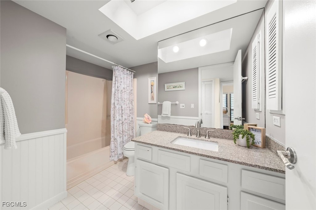 Captiva, Florida, 33924, United States, 2 Bedrooms Bedrooms, ,2 BathroomsBathrooms,Residential,Forsale,1998636