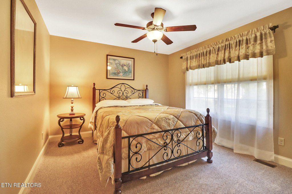 Crossville, Tennessee, 38558, United States, 3 Bedrooms Bedrooms, ,2 BathroomsBathrooms,Residential,Forsale,1996594