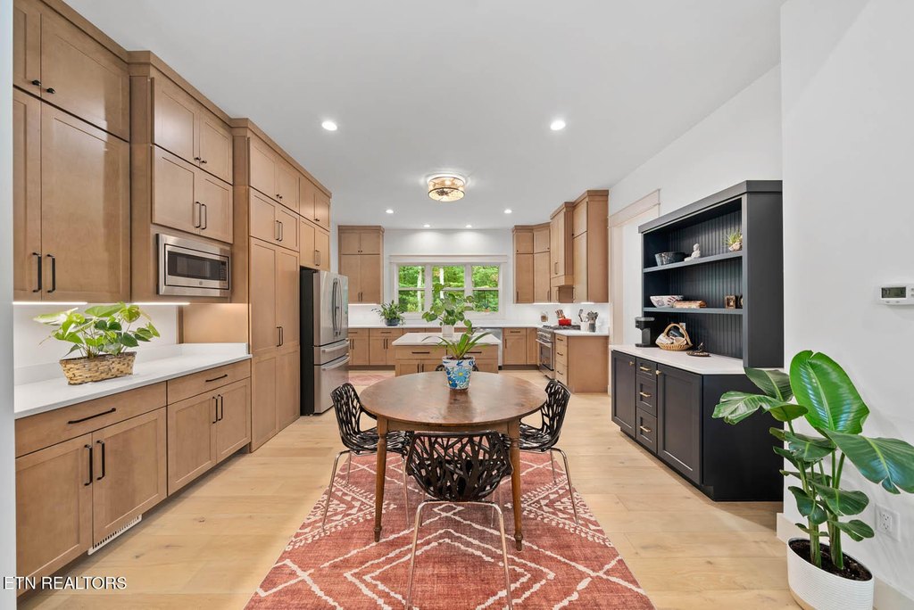 Fairfield Glade, Tennessee, 38558, United States, 3 Bedrooms Bedrooms, ,2.5 BathroomsBathrooms,Residential,Forsale,1952852