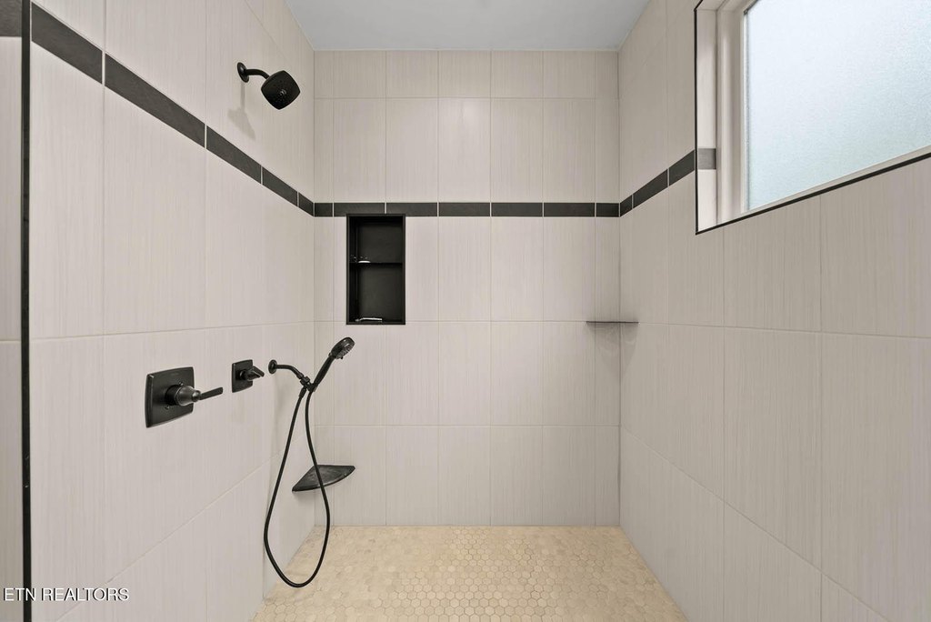 Fairfield Glade, Tennessee, 38558, United States, 3 Bedrooms Bedrooms, ,2.5 BathroomsBathrooms,Residential,Forsale,1952852