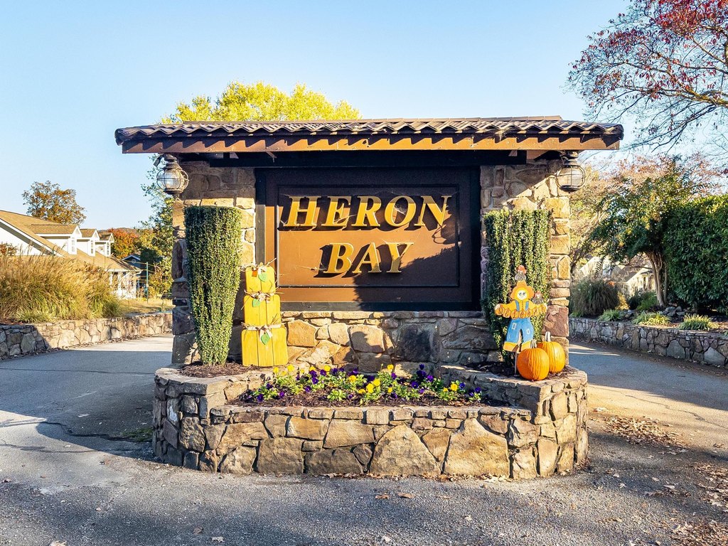 Ooltewah, Tennessee, 37363, United States, 5 Bedrooms Bedrooms, ,4 BathroomsBathrooms,Residential,Forsale,2004673