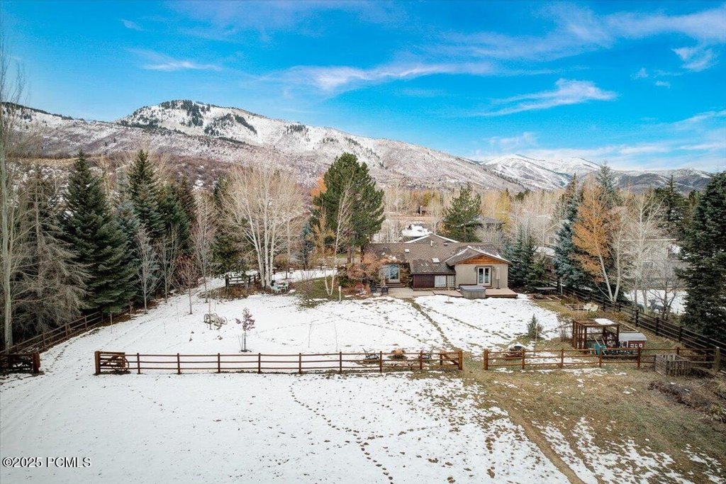 Park City, Utah, 84060, United States, 5 Bedrooms Bedrooms, ,4 BathroomsBathrooms,Residential,Forsale,2000247