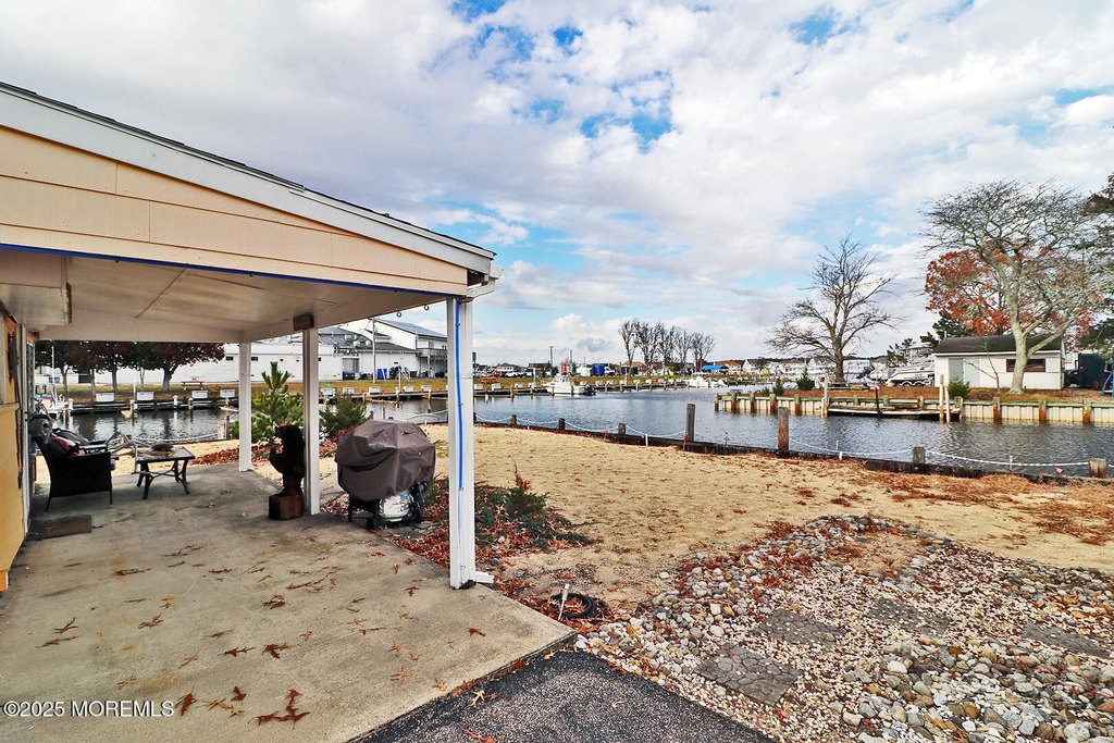 Forked River, New Jersey, 08731, United States, 2 Bedrooms Bedrooms, ,1 BathroomBathrooms,Residential,Forsale,1994046