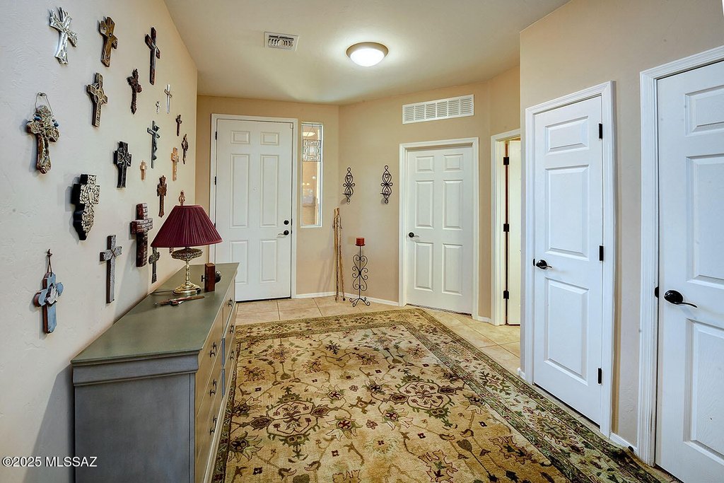 Tucson, Arizona, 85742, United States, 5 Bedrooms Bedrooms, ,3 BathroomsBathrooms,Residential,Forsale,2007360