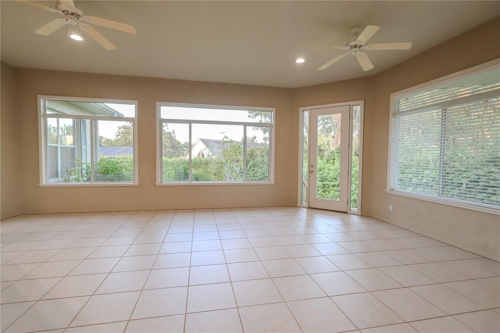 OCALA, Florida, 34471, United States, 3 Bedrooms Bedrooms, ,2.5 BathroomsBathrooms,Residential,Forsale,1994122