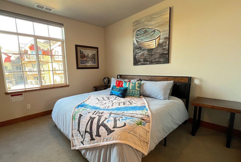 McCall, Idaho, 83638, United States, 2 Bedrooms Bedrooms, ,2.5 BathroomsBathrooms,Residential,Forsale,1996724