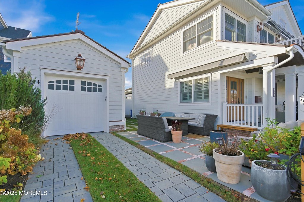 Avon-by-the-sea, New Jersey, 07717, United States, 3 Bedrooms Bedrooms, ,2.5 BathroomsBathrooms,Residential,Forsale,2004833