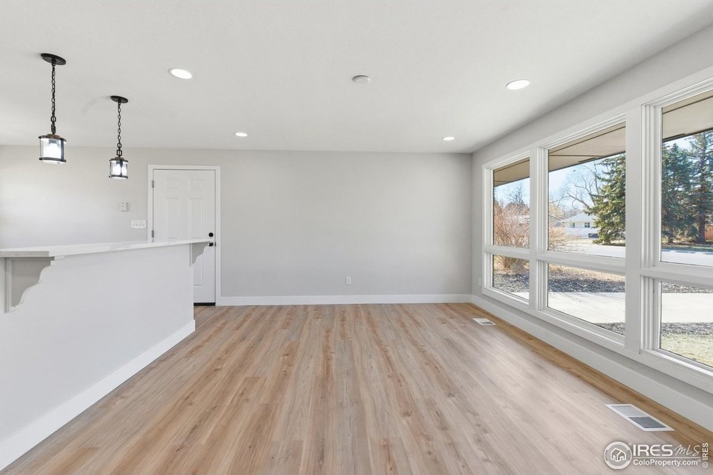 Fort Collins, Colorado, 80521, United States, 4 Bedrooms Bedrooms, ,2 BathroomsBathrooms,Residential,Forsale,2004286