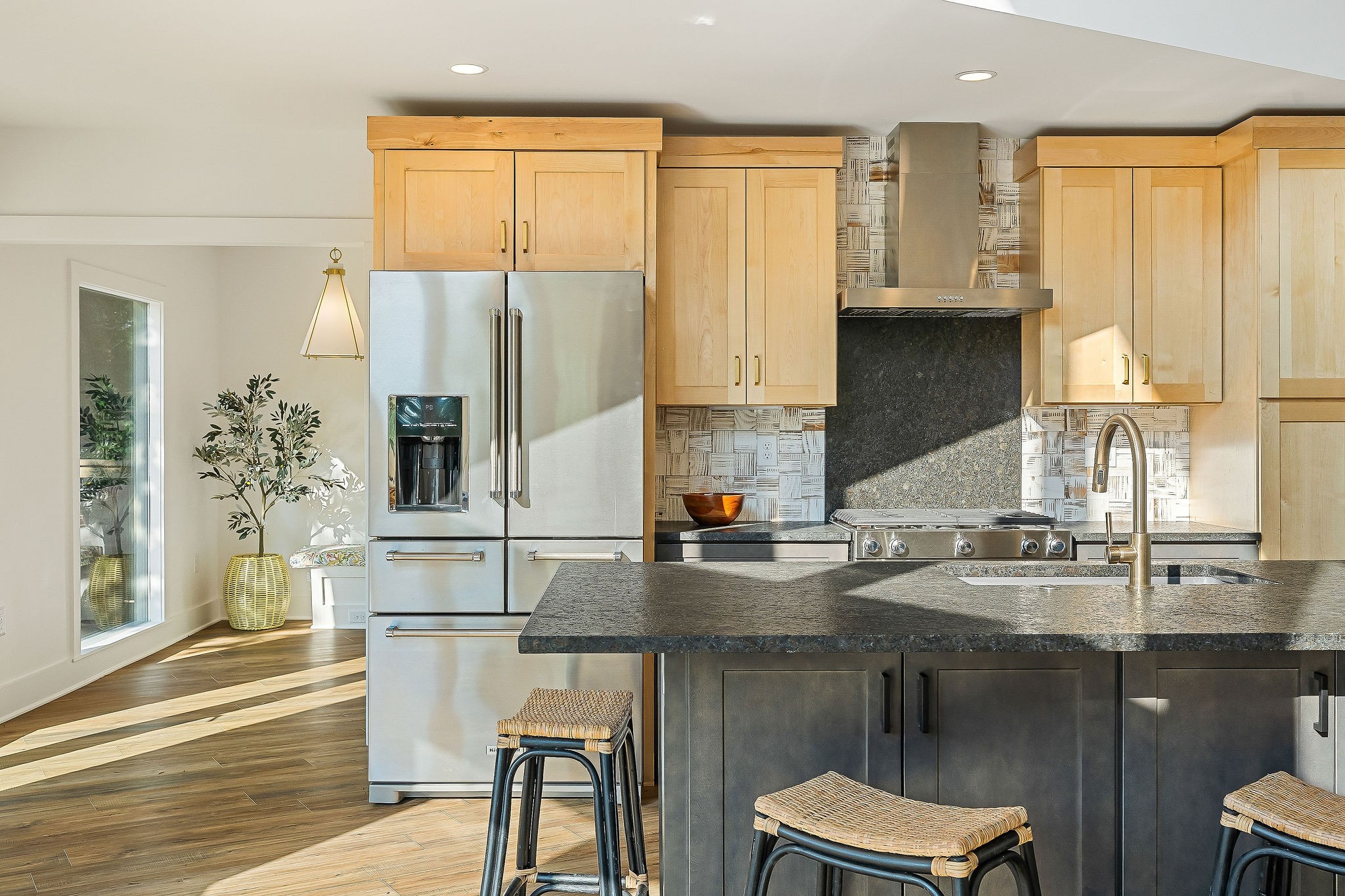 Smithville, Tennessee, 37166, United States, 4 Bedrooms Bedrooms, ,4 BathroomsBathrooms,Residential,Forsale,1999482