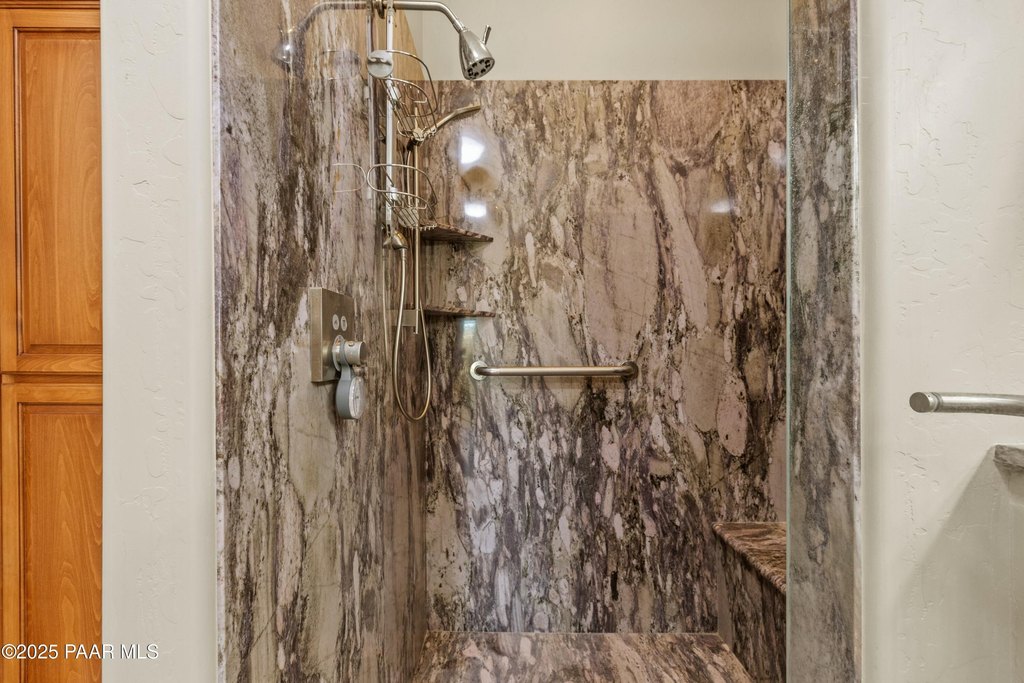 Prescott, Arizona, 86301, United States, 3 Bedrooms Bedrooms, ,5 BathroomsBathrooms,Residential,Forsale,2011280