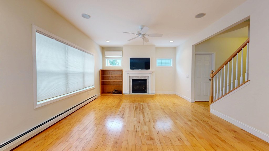 Essex Junction, Vermont, 05452, United States, 3 Bedrooms Bedrooms, ,2.5 BathroomsBathrooms,Residential,Forsale,1999494