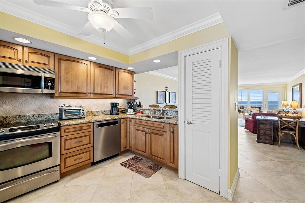 Fort Lauderdale, Florida, 33316, United States, 2 Bedrooms Bedrooms, ,2 BathroomsBathrooms,Residential,Forsale,2004494